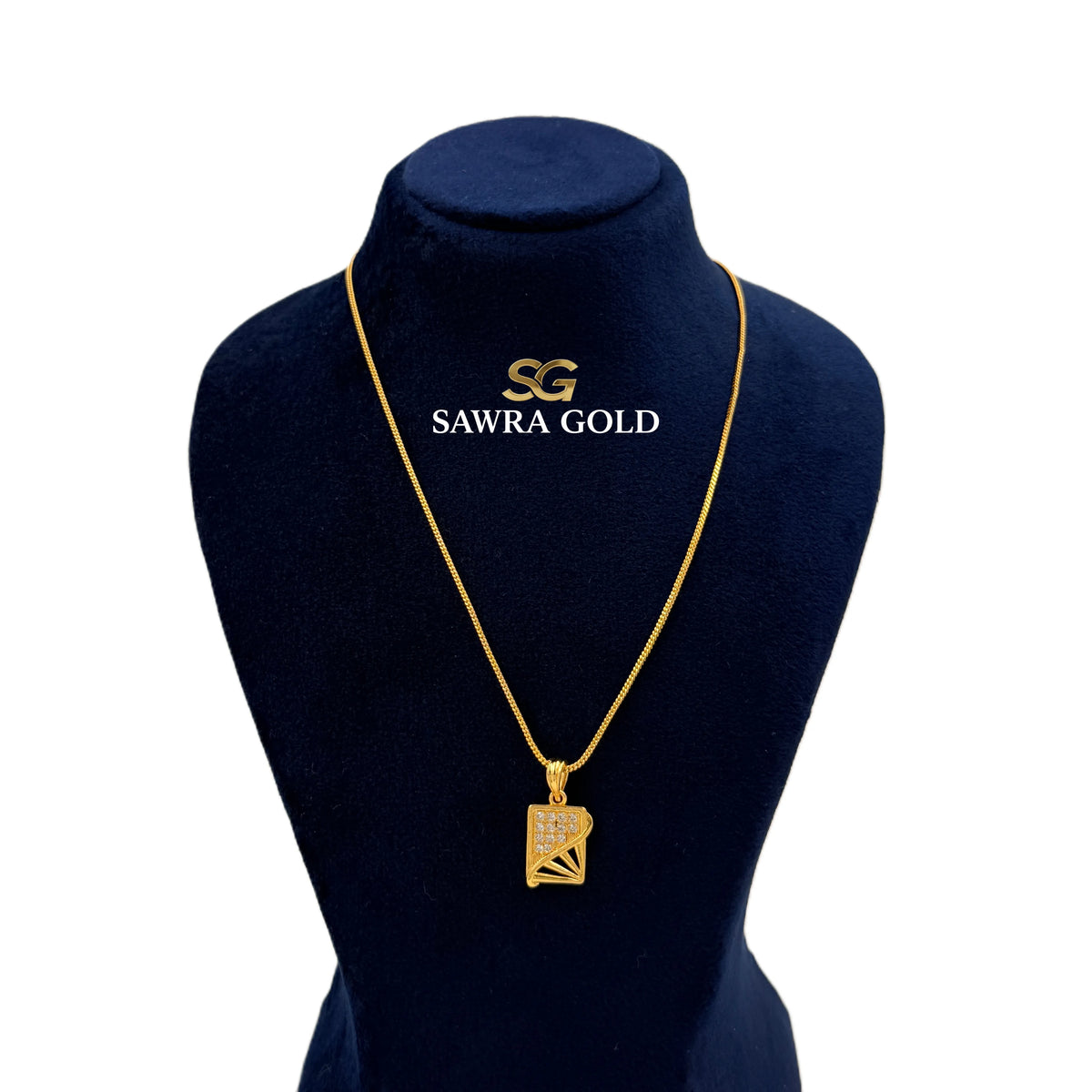 Sawra Gold Locket Chain 2558