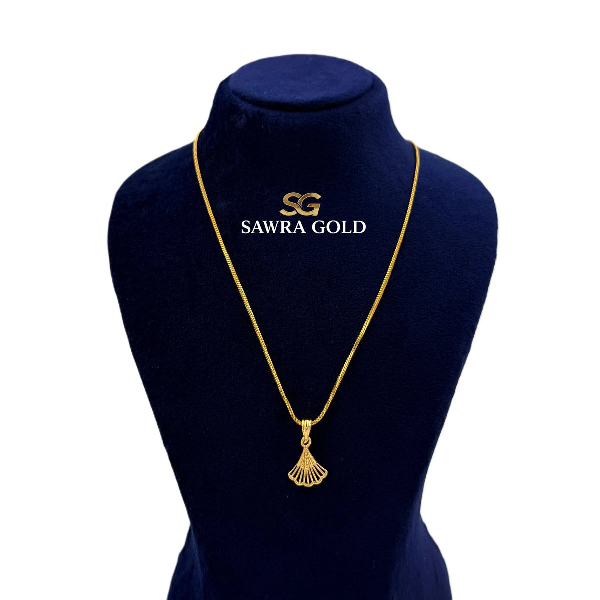 Sawra Gold Locket Chain 1894