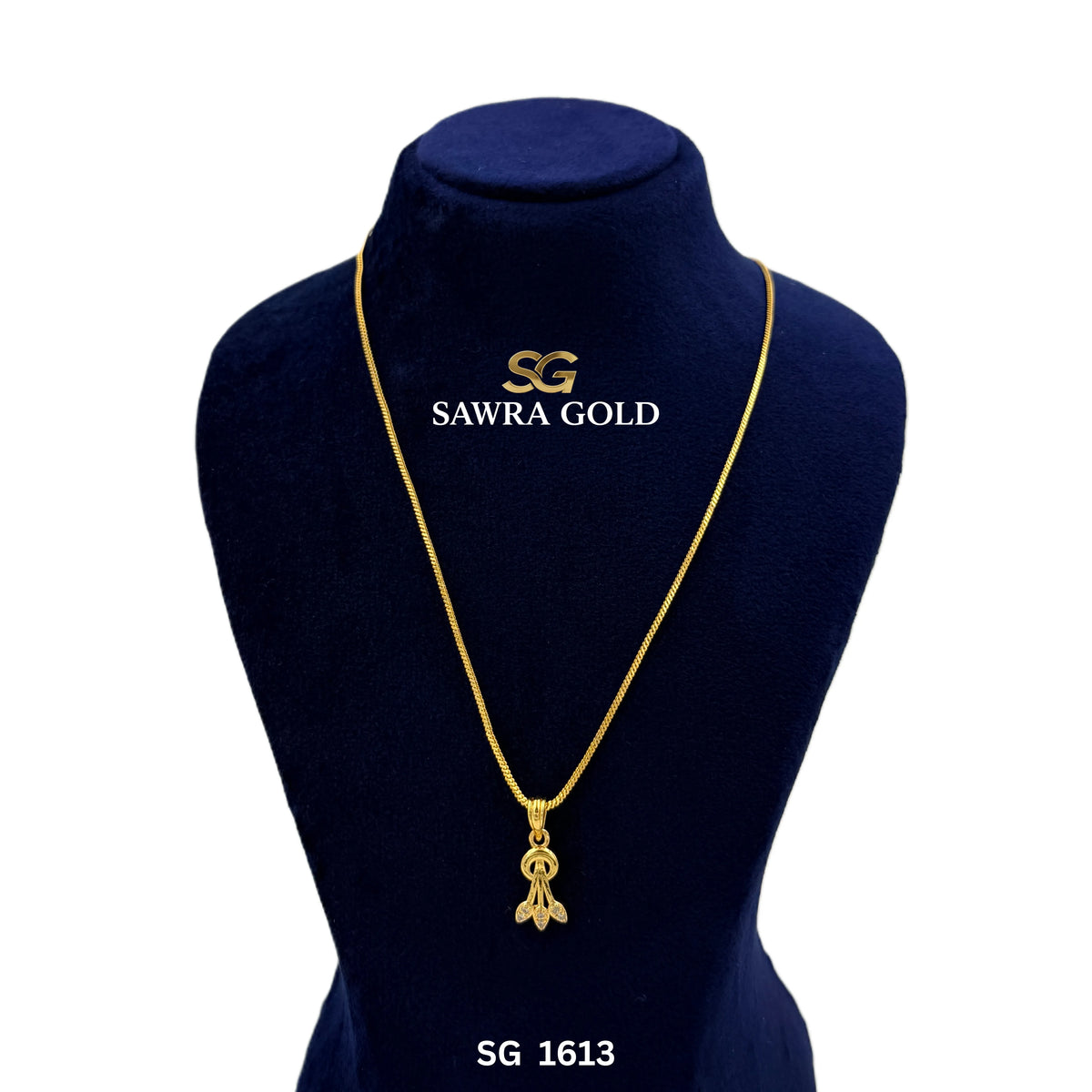 Sawra Gold Locket Chain 2613