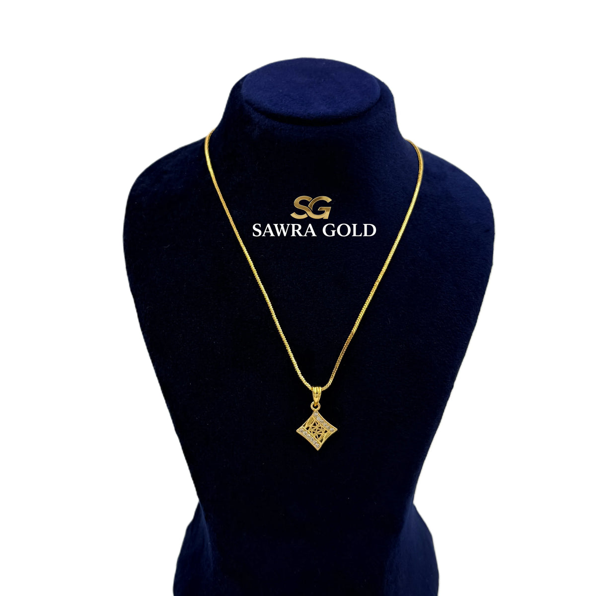Sawra Gold Locket Chain 1852