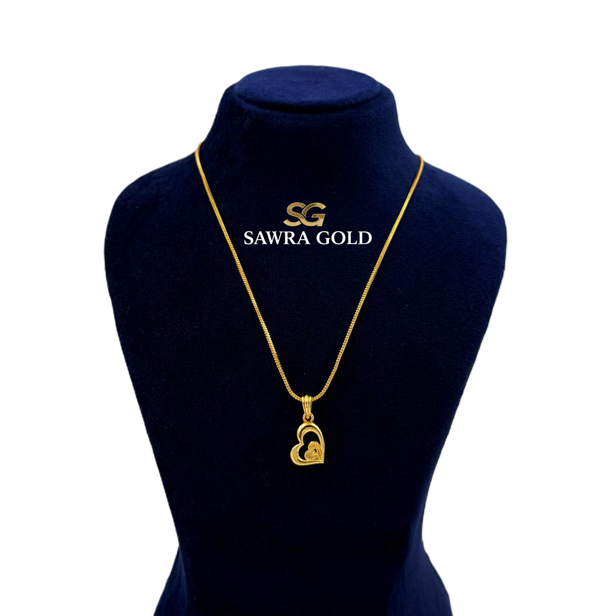 Sawra Gold Locket Chain 1895