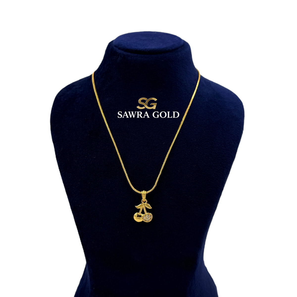 Sawra Gold Locket Chain 1932