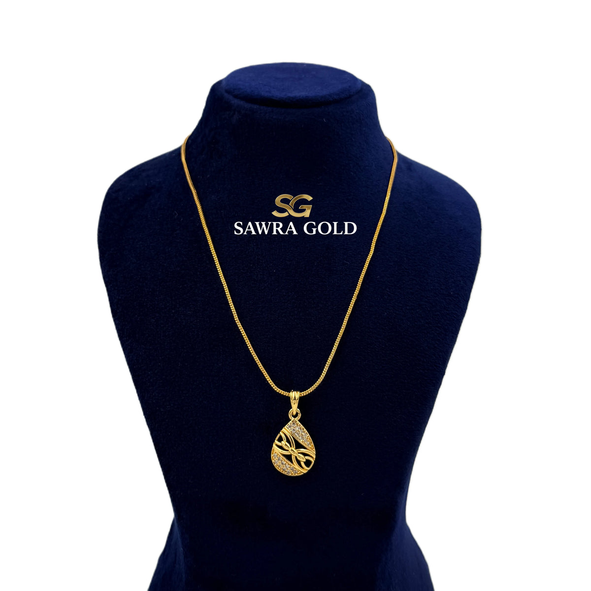 Sawra Gold Locket Chain 2565